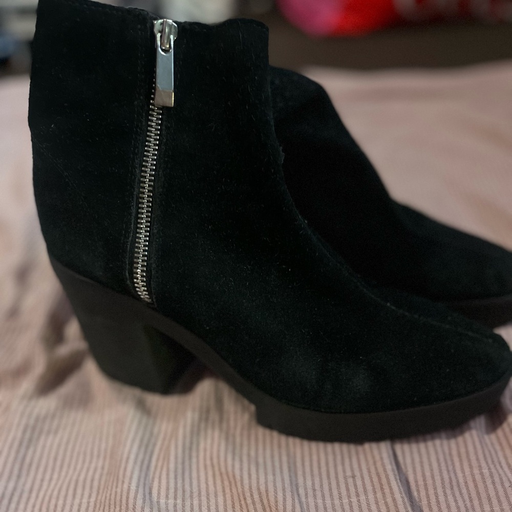 Zara-Elegant Black Ankle Boots